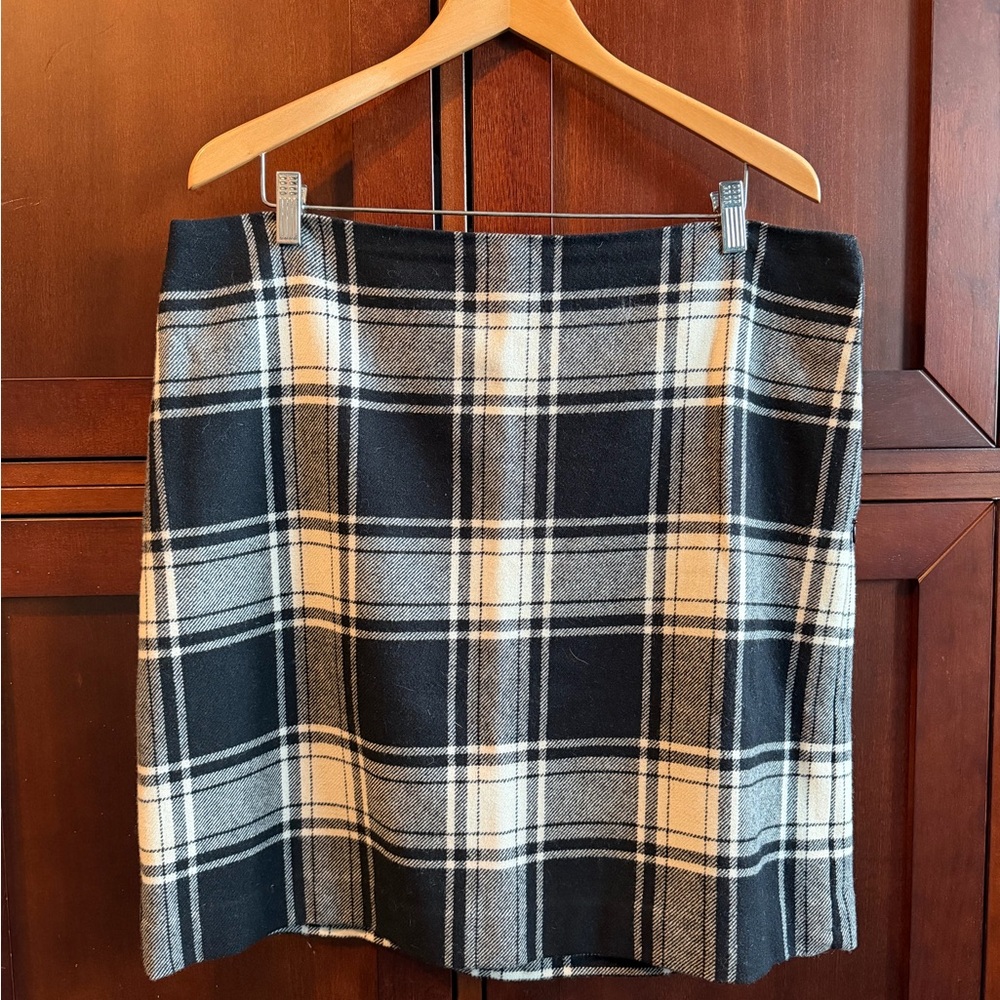 Talbots Black and Gray Plaid Mini Skirt